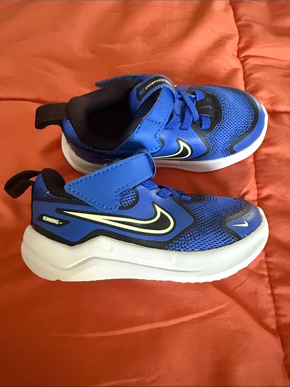 Nike Kids Blue and Black Mesh Running Sneakers with White Sole